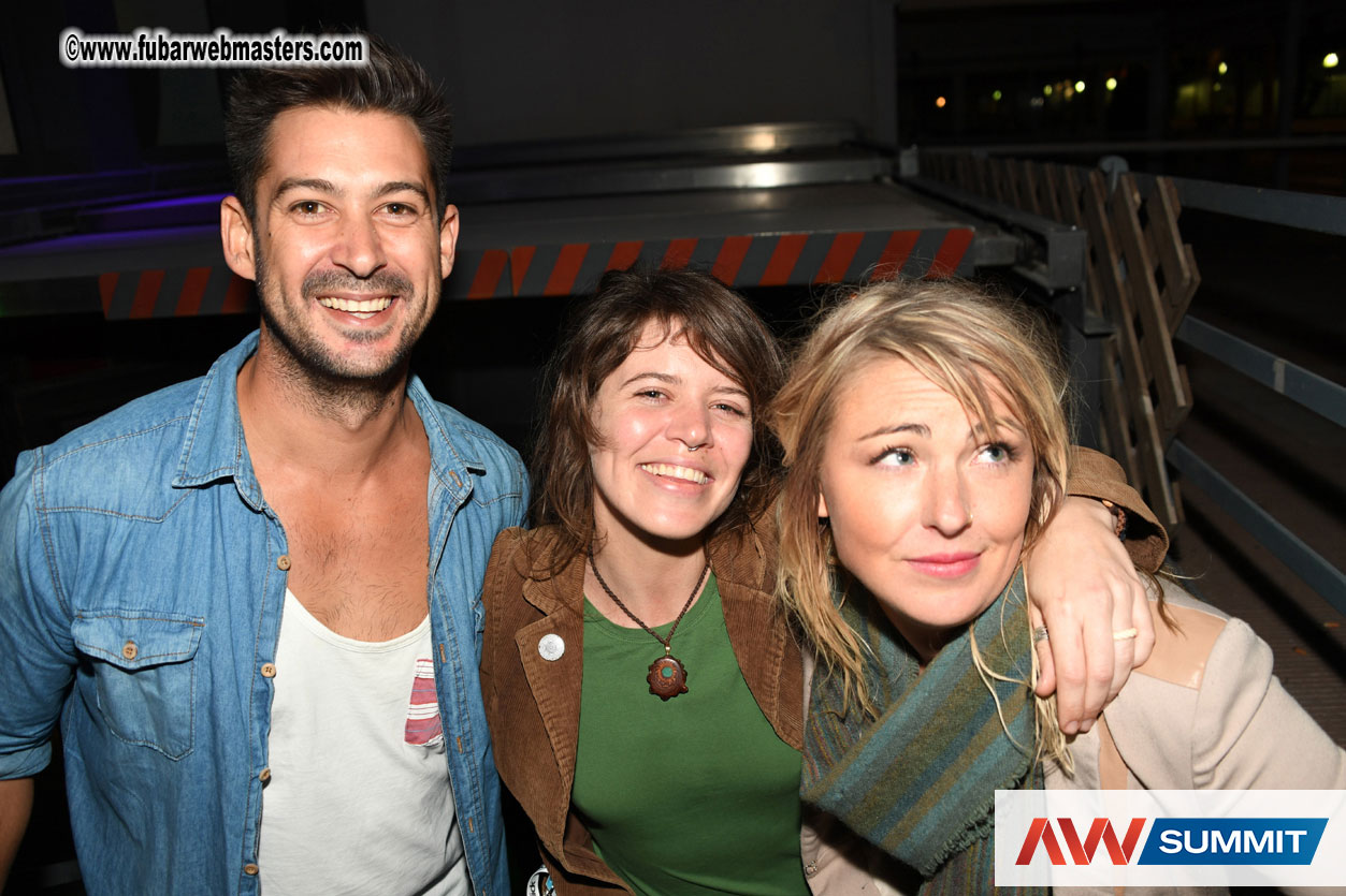 Traffic Company Night Bar