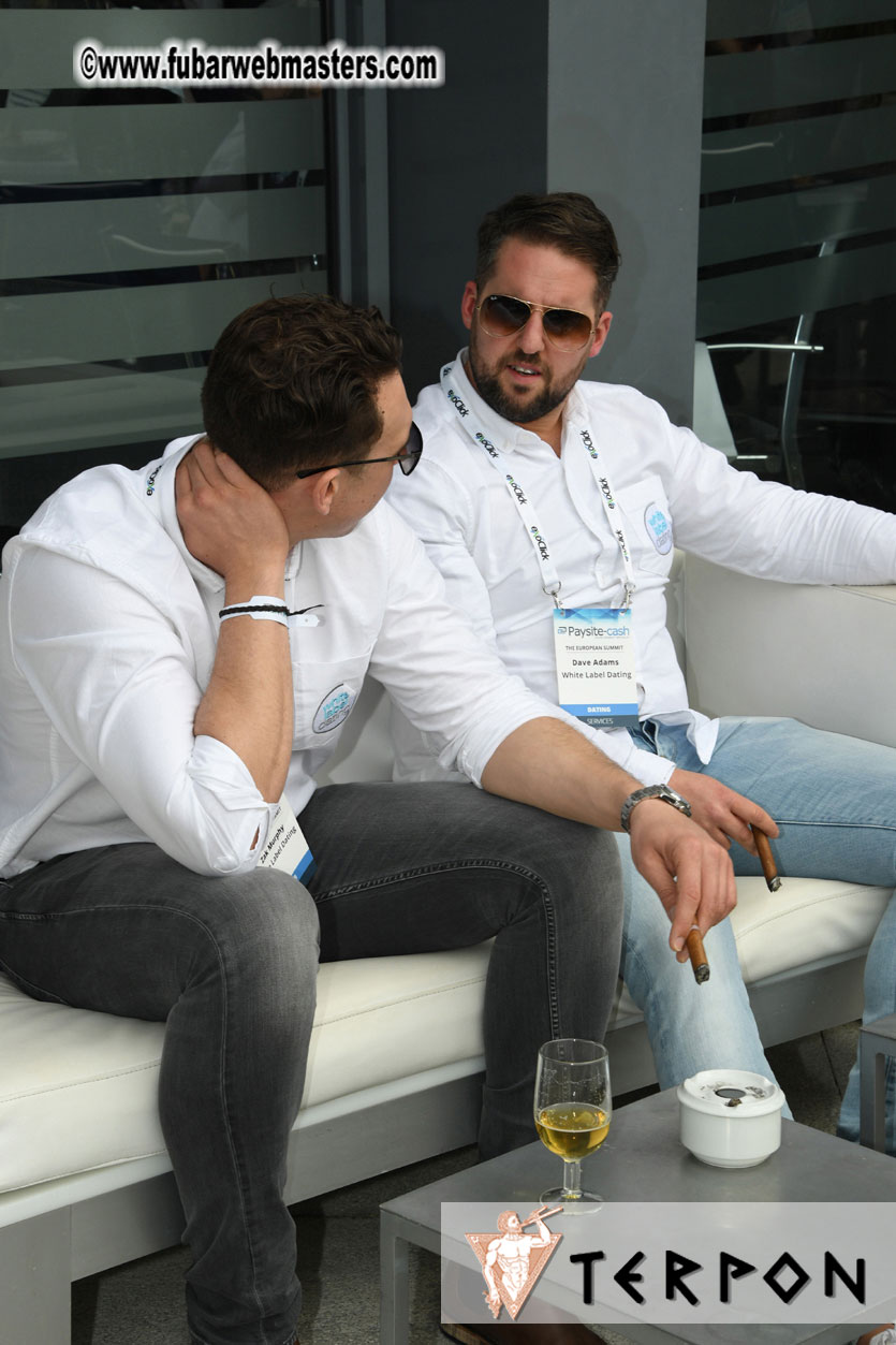 FrenchCash Food Court