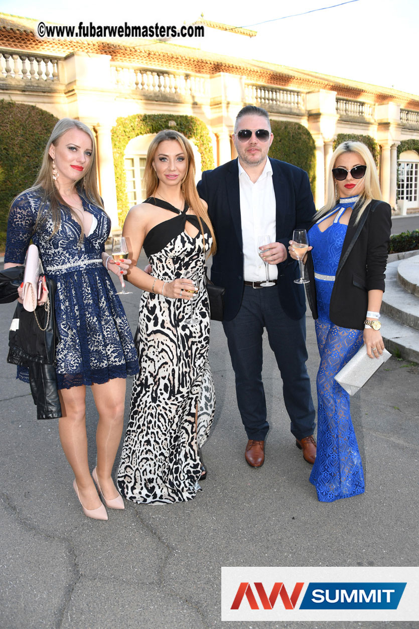 Live Cam Awards Show