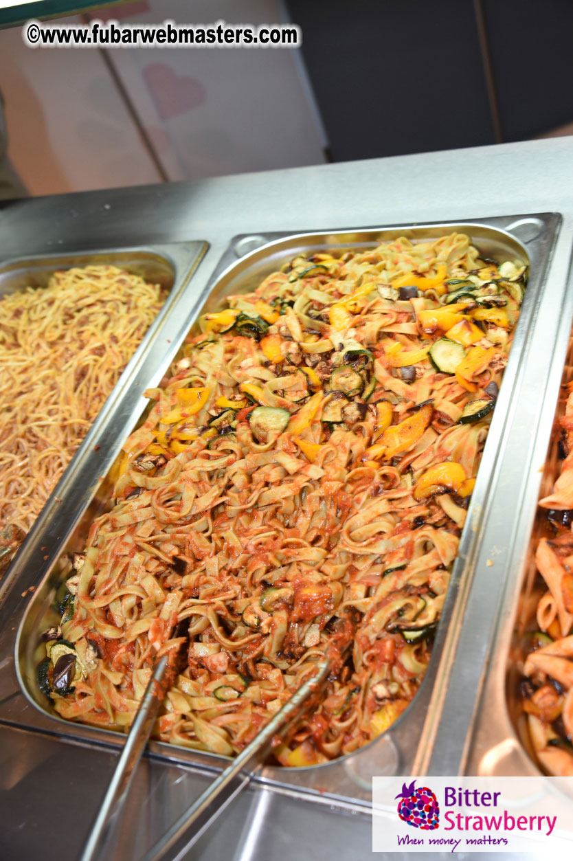 Pussycash Food Court