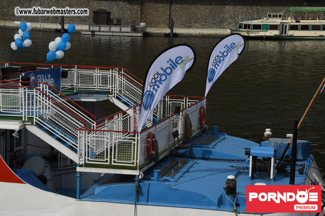 CoolMobile Lunch&Lounge