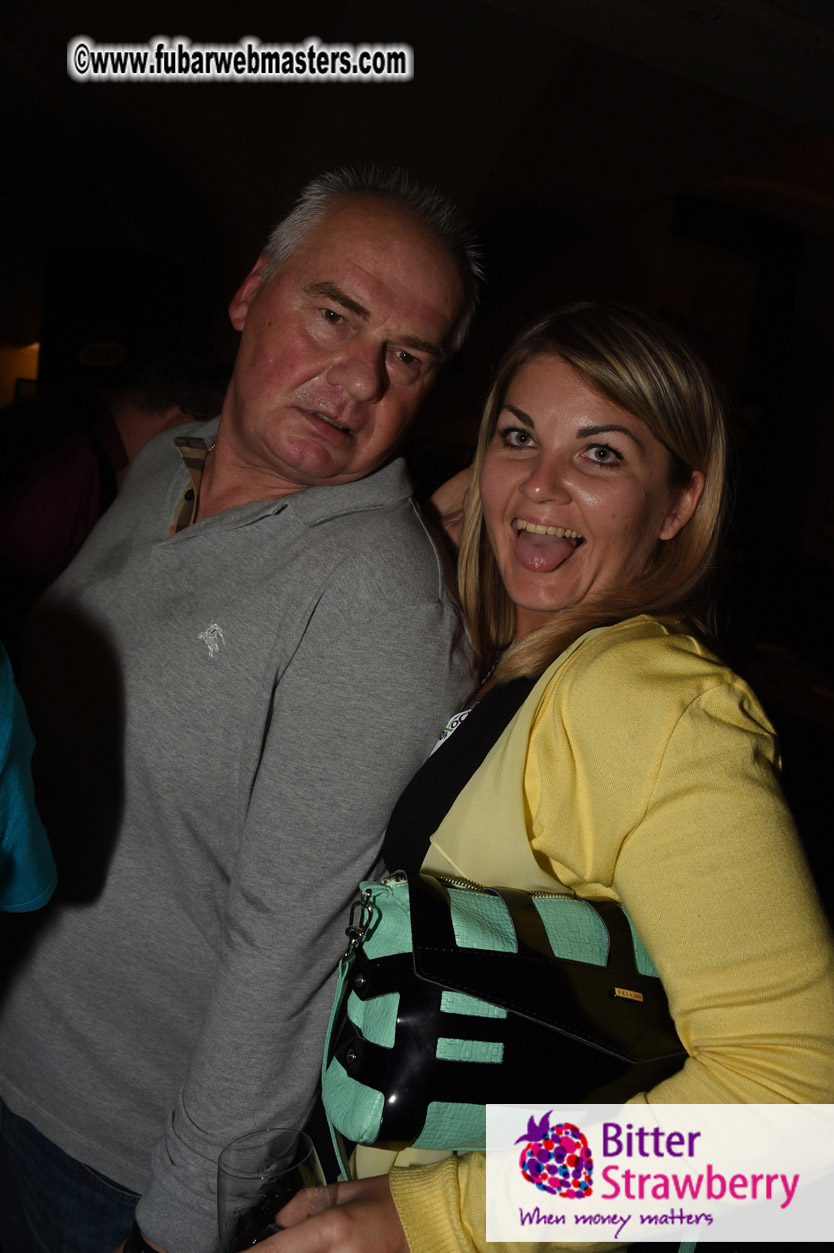 FirstMobile 7 matureprofile Czech Evening