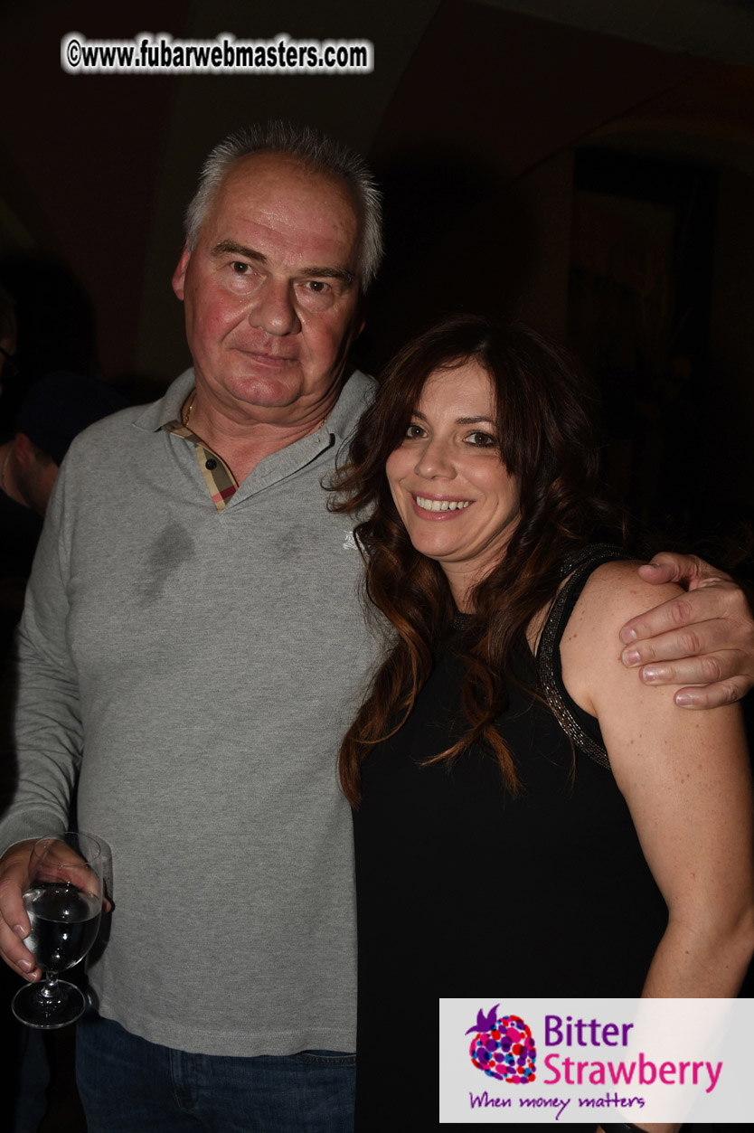 FirstMobile 7 matureprofile Czech Evening