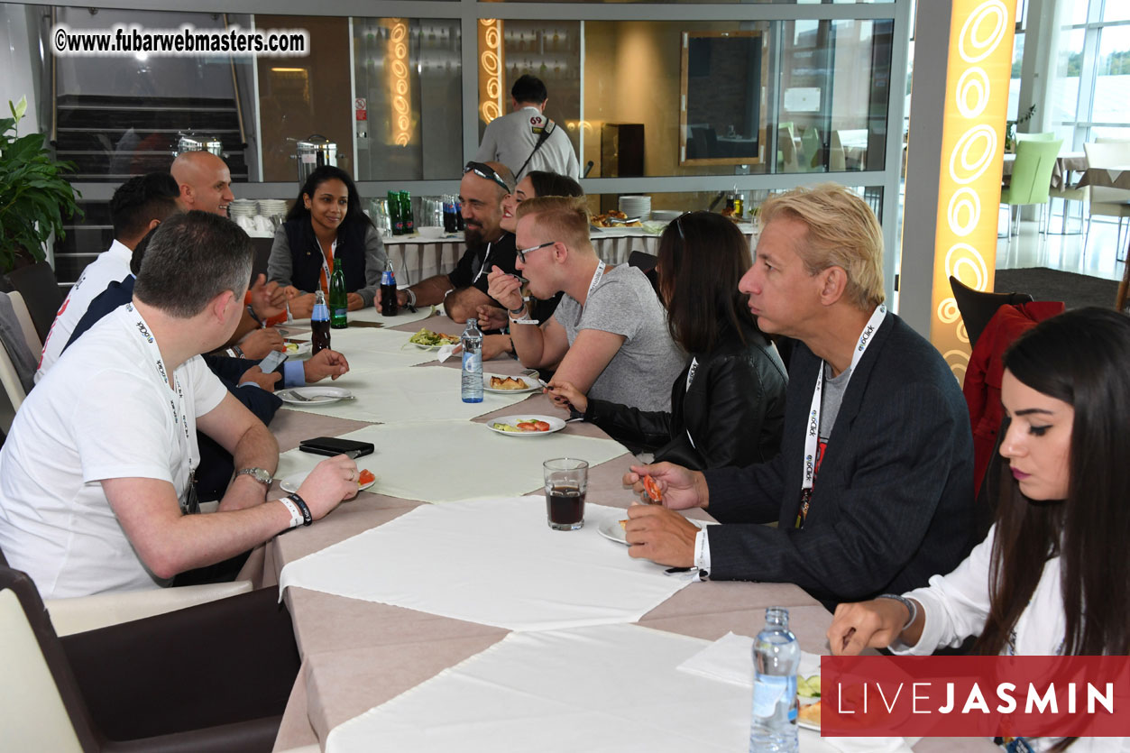 Commercegate Indoor Skydiving