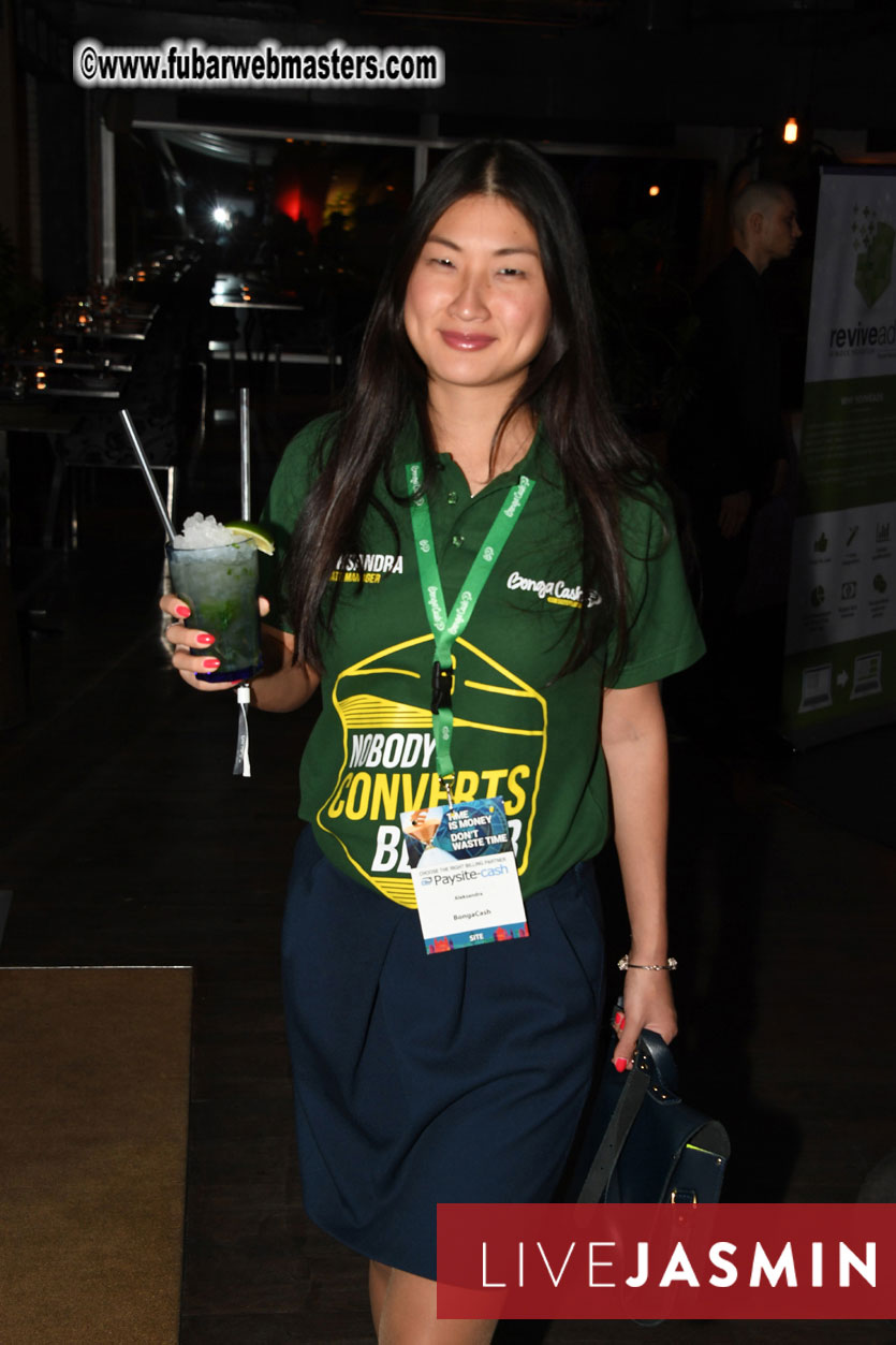 TrafficHaus and Reviveads Party