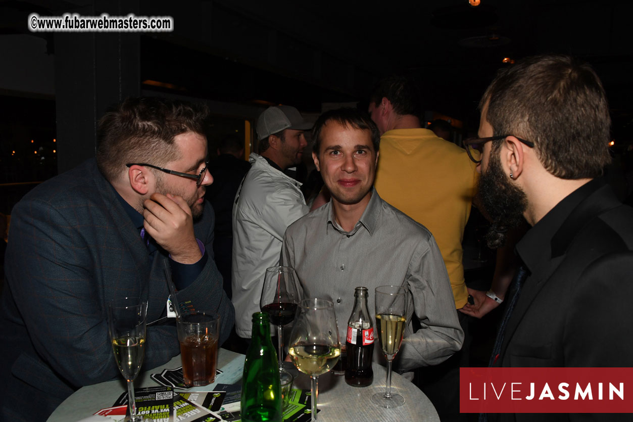 TrafficHaus and Reviveads Party