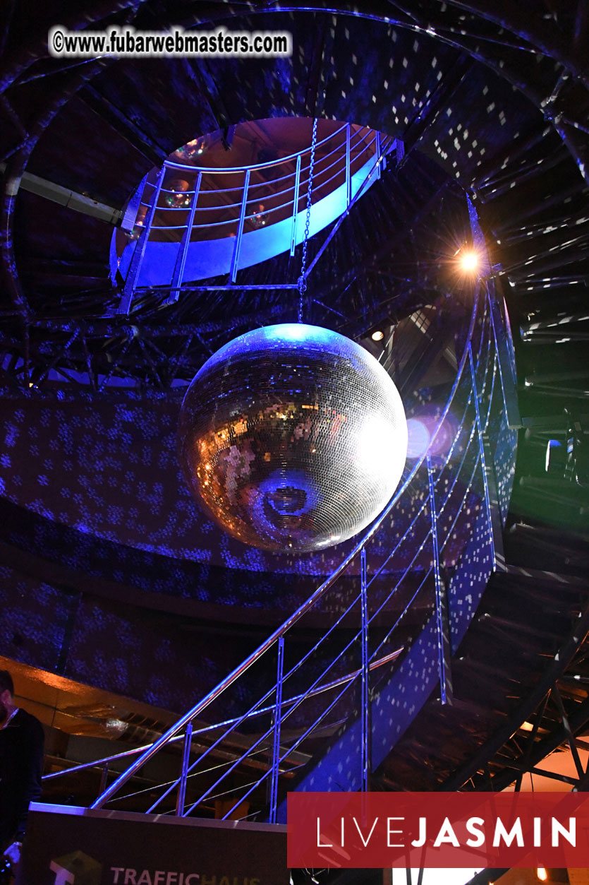 TrafficHaus and Reviveads Party