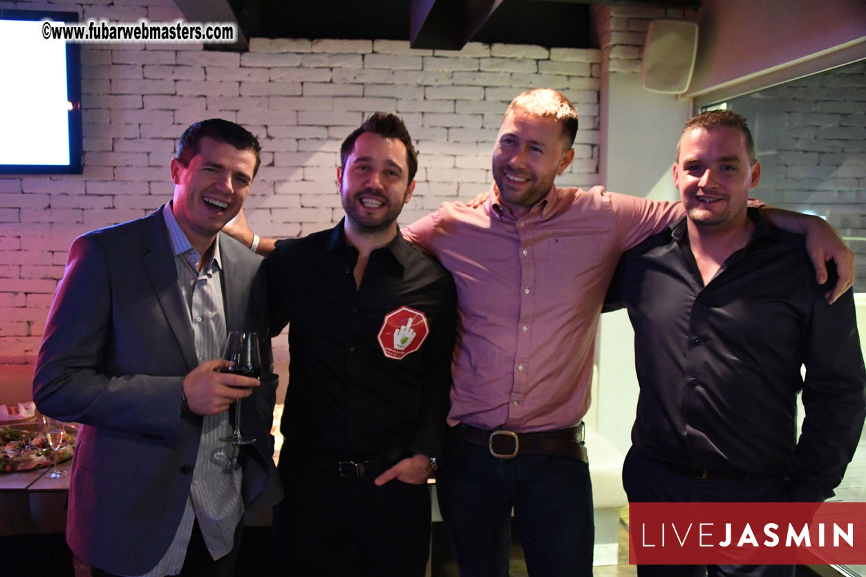 TrafficHaus and Reviveads Party