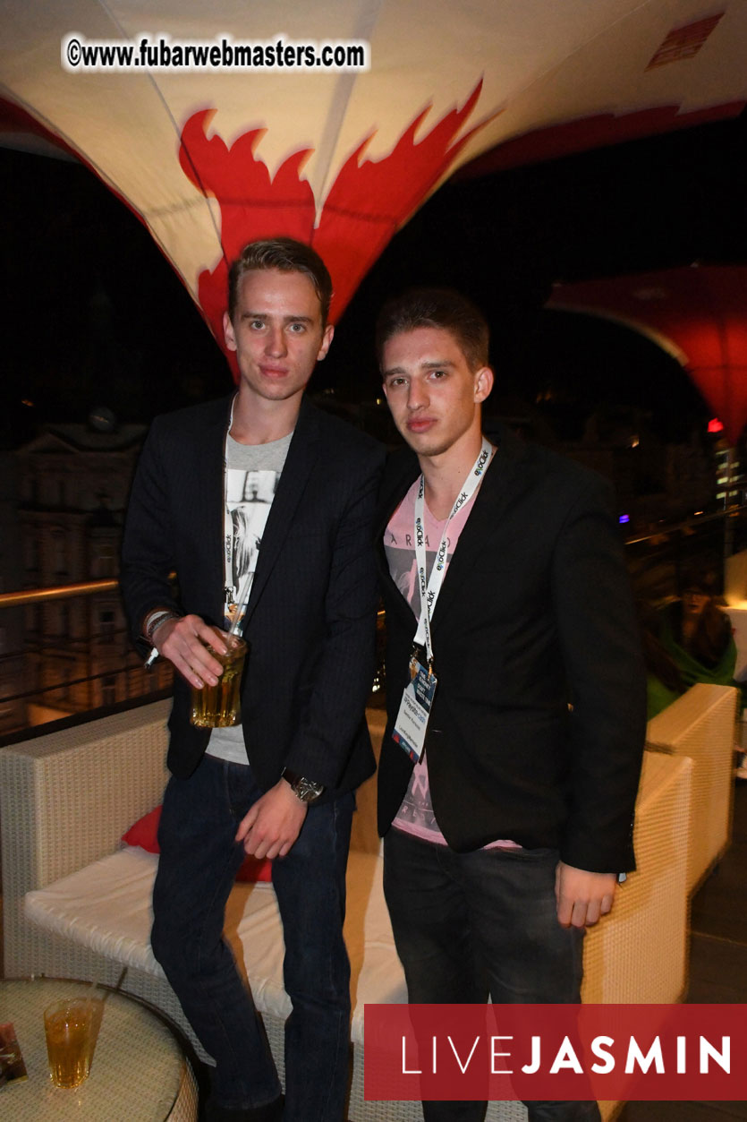 TrafficHaus and Reviveads Party