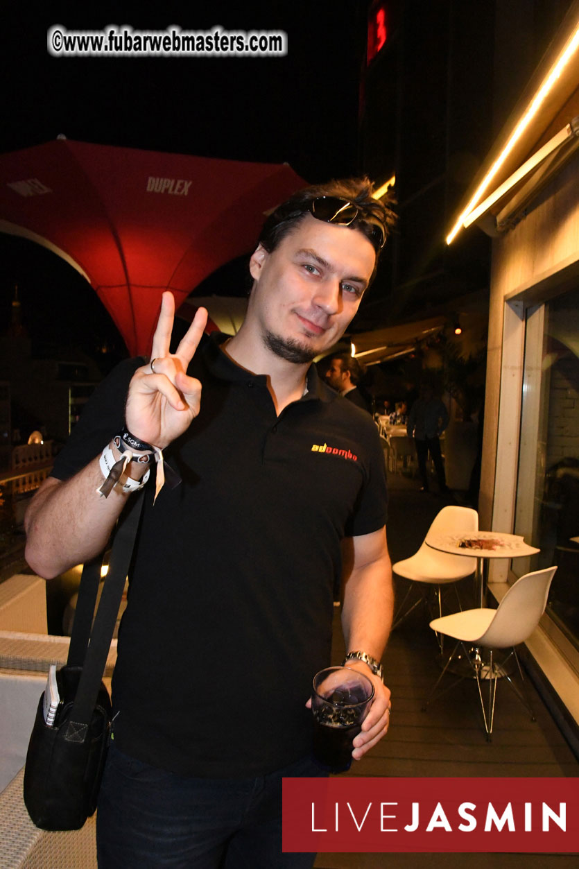 TrafficHaus and Reviveads Party