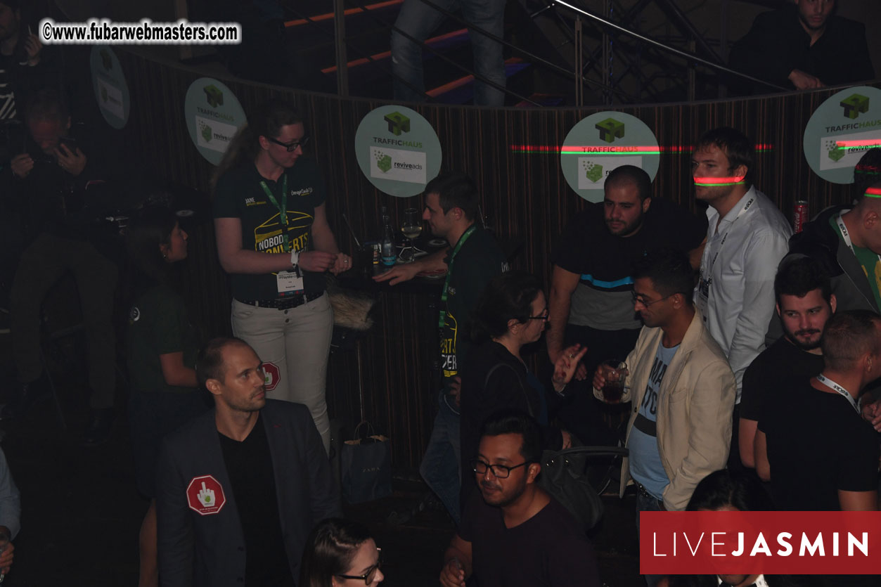 TrafficHaus and Reviveads Party