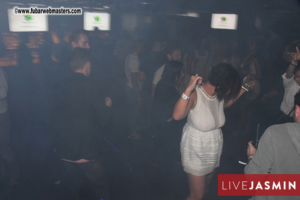 TrafficHaus and Reviveads Party