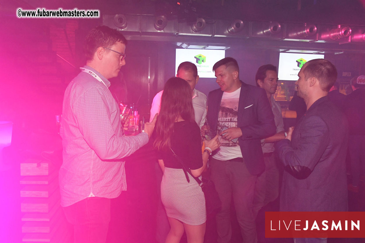 TrafficHaus and Reviveads Party