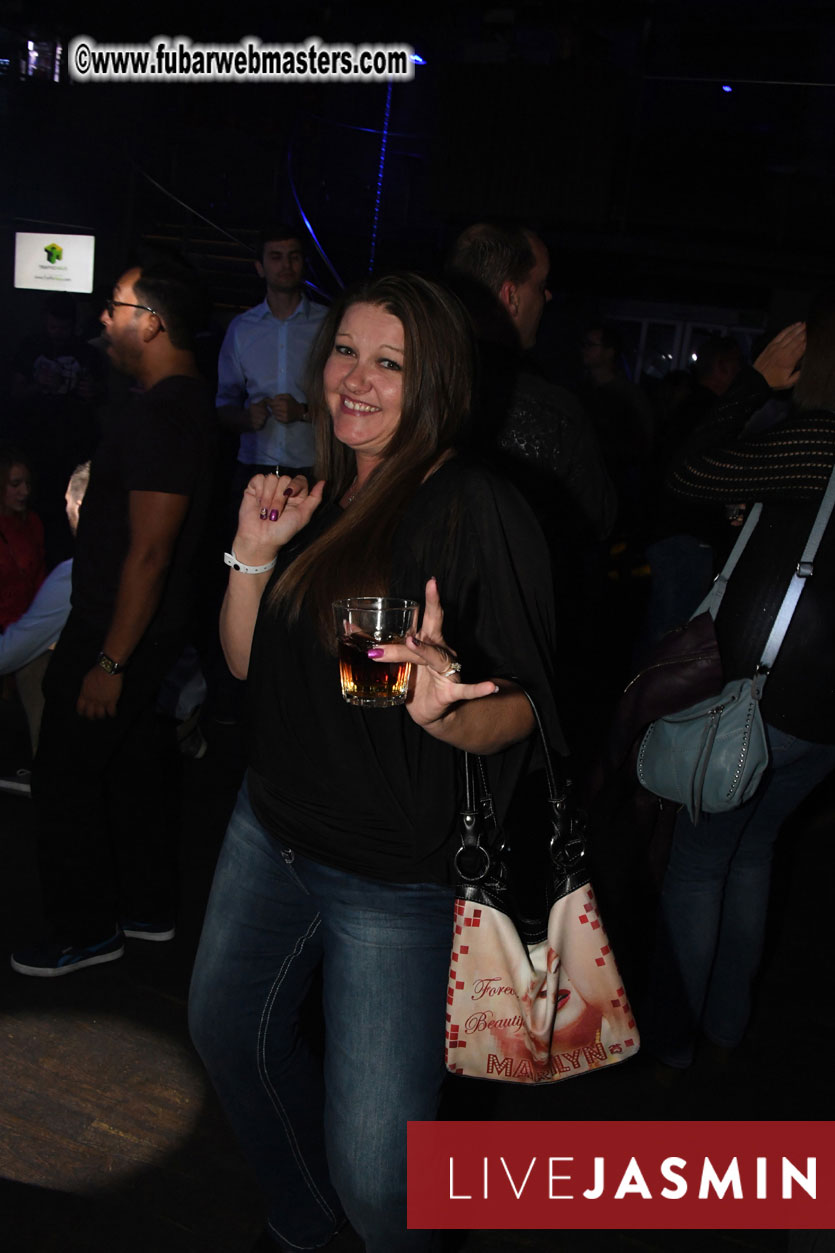 TrafficHaus and Reviveads Party