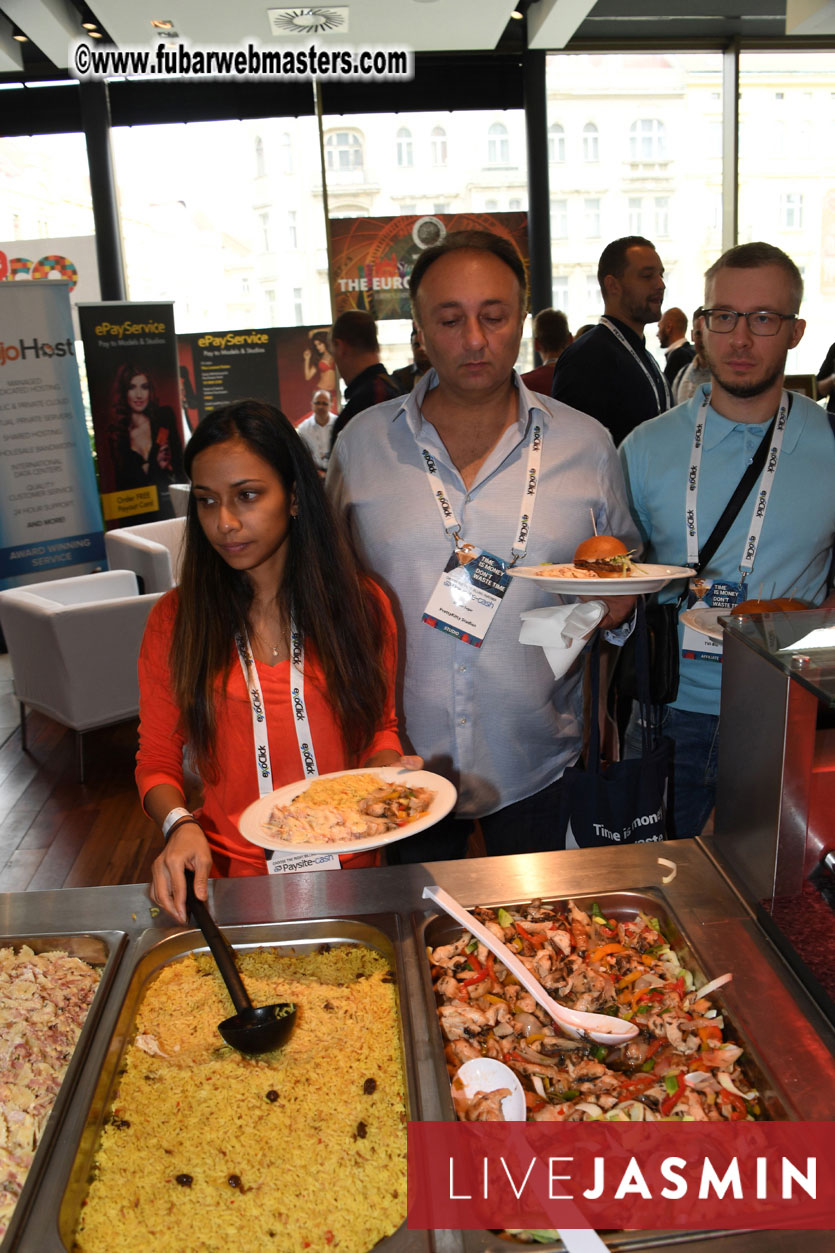 WhiteLabelDating Food Court