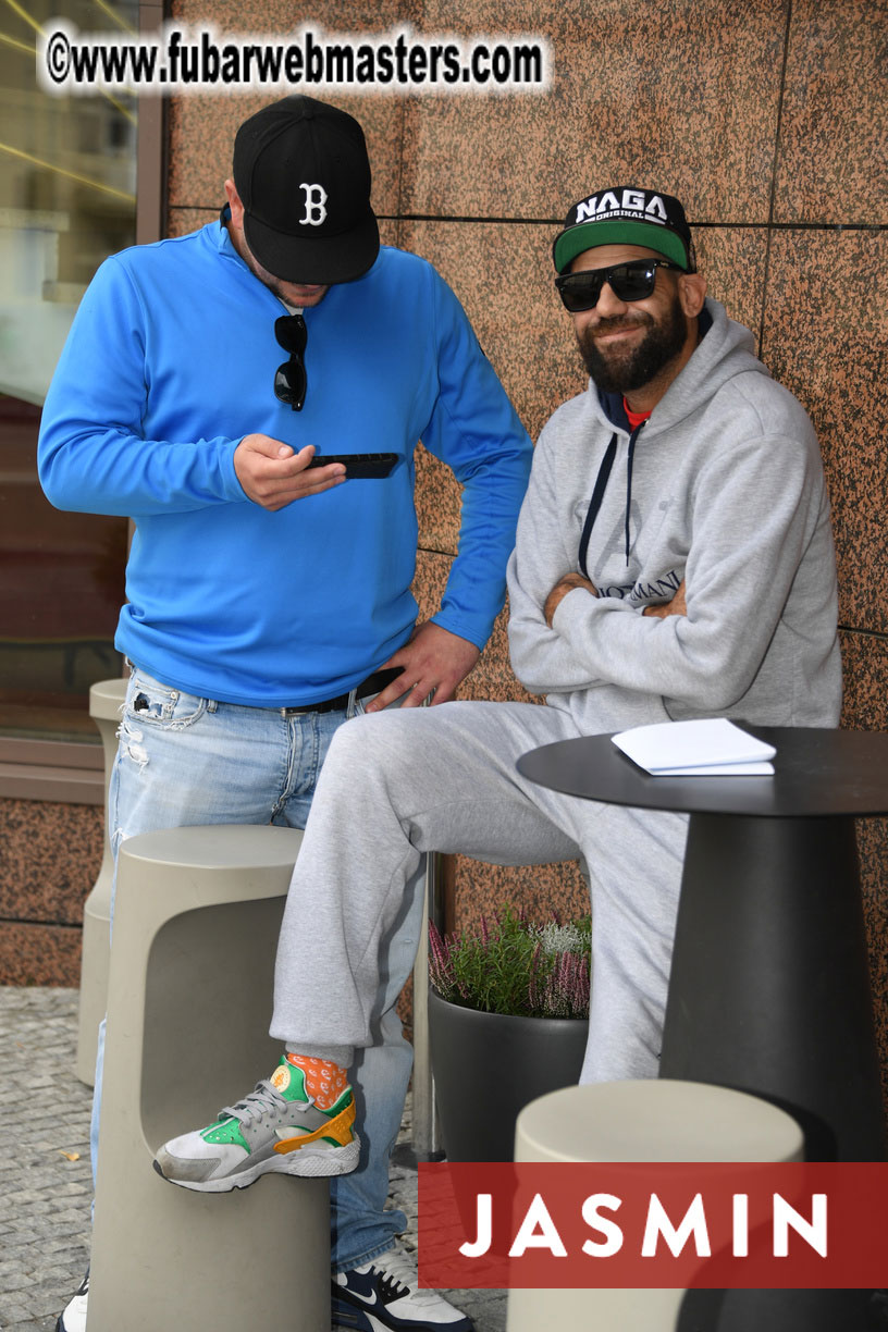 Registrations and Arrivals