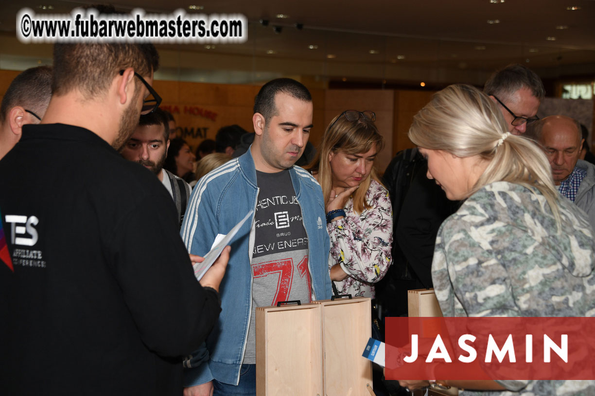 Registrations and Arrivals