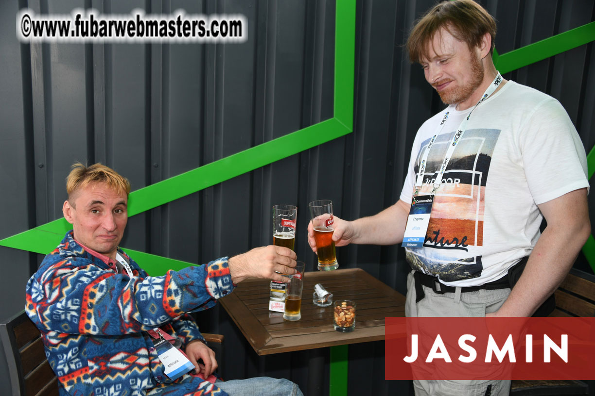 MojoCDN Early Bird Happy Hour