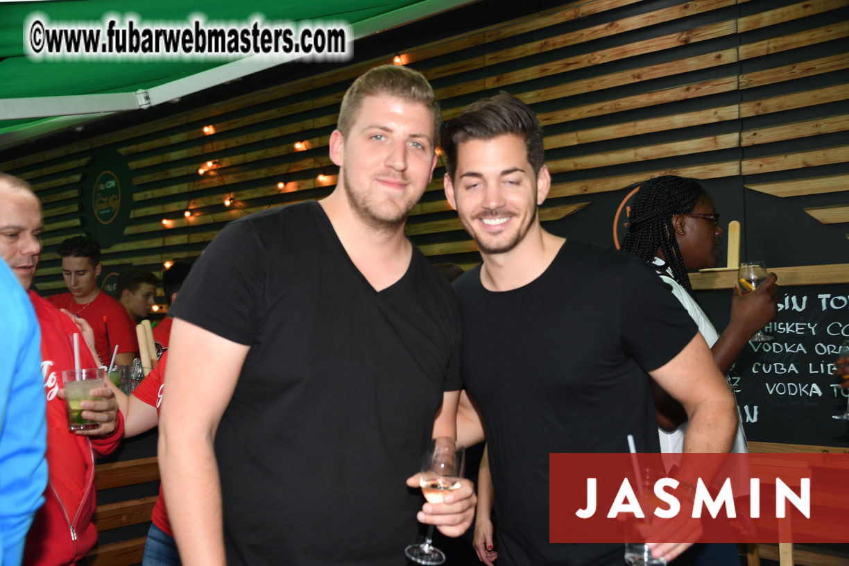 MojoCDN Early Bird Happy Hour