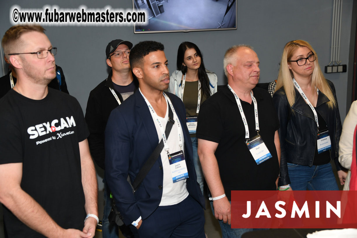  RoboMarkets Gun Shooting Range