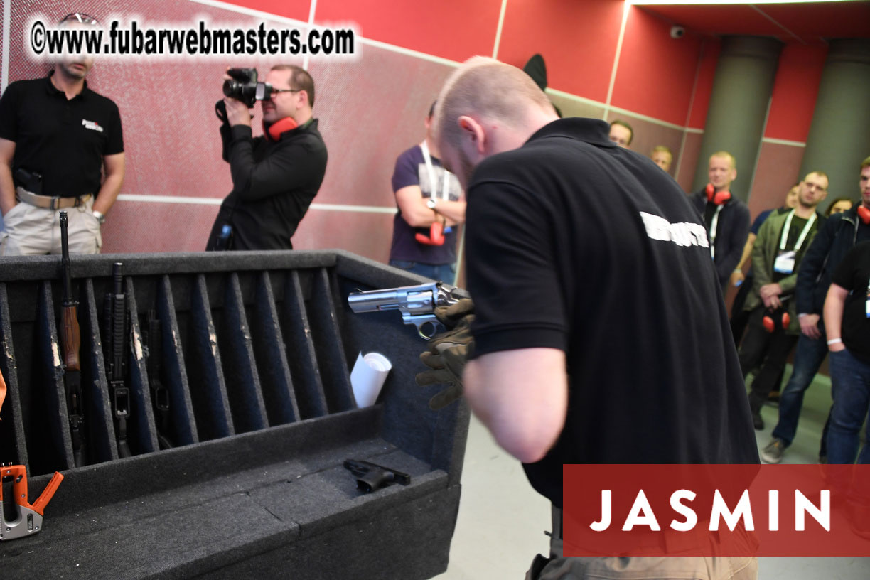  RoboMarkets Gun Shooting Range