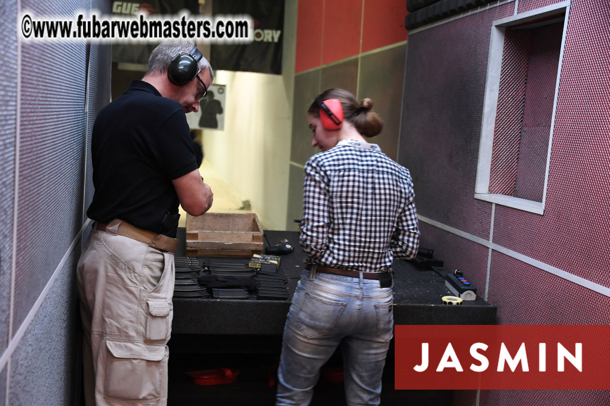  RoboMarkets Gun Shooting Range