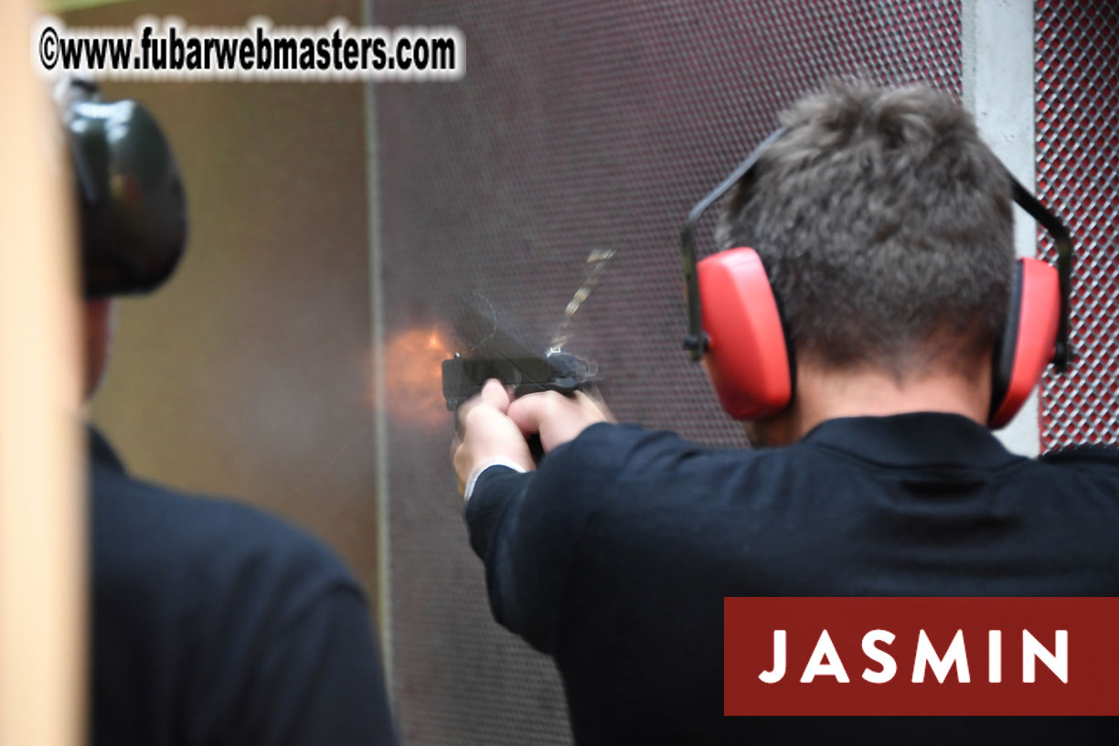  RoboMarkets Gun Shooting Range