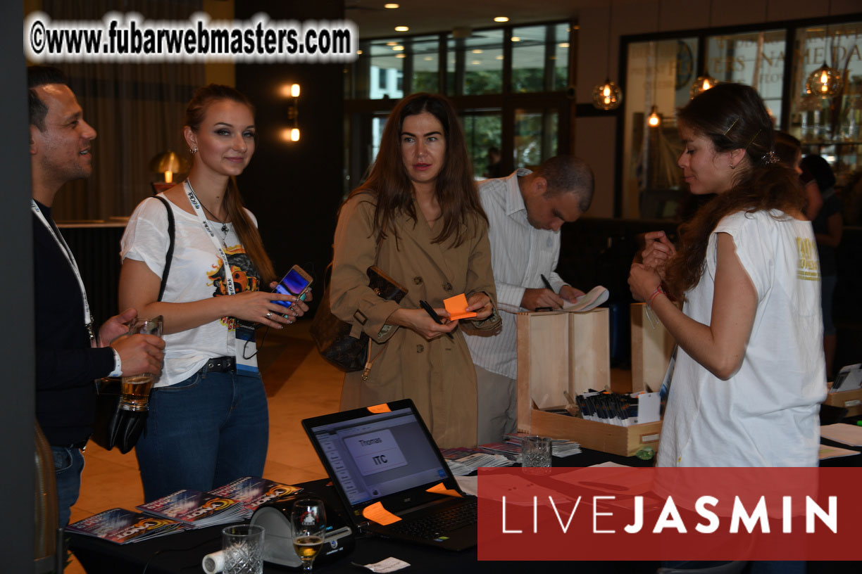 Arrivals on Mojo Coach from Berlin