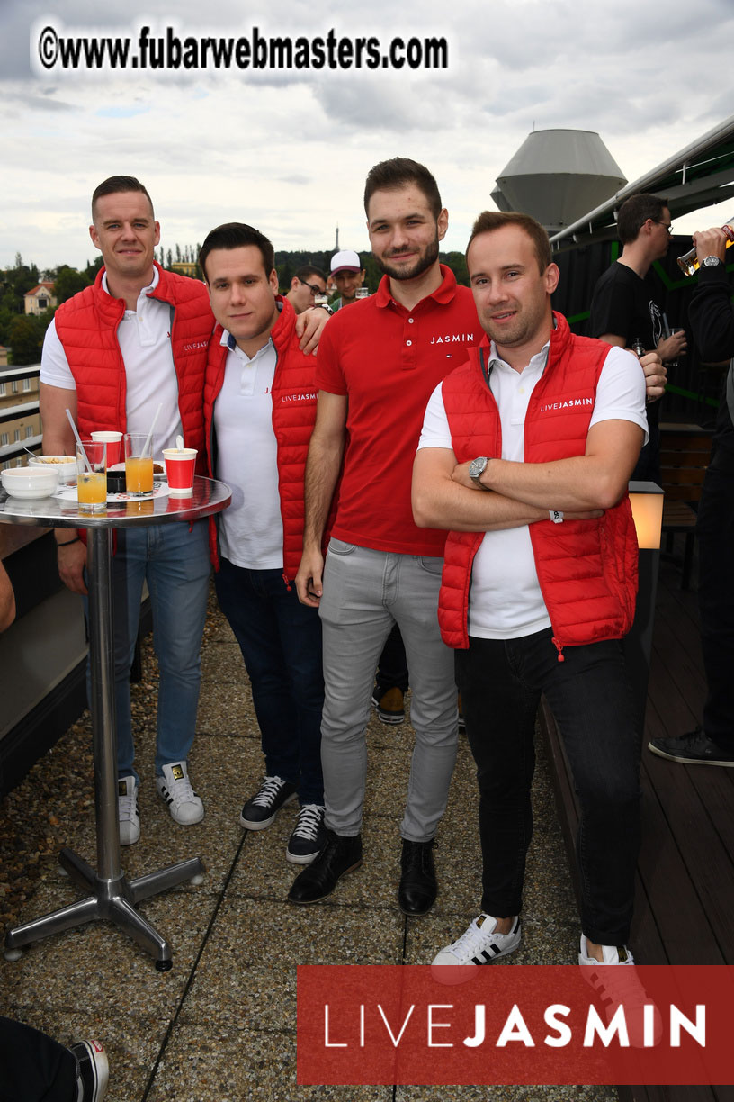 MojoCload Early Bird Happy Hour