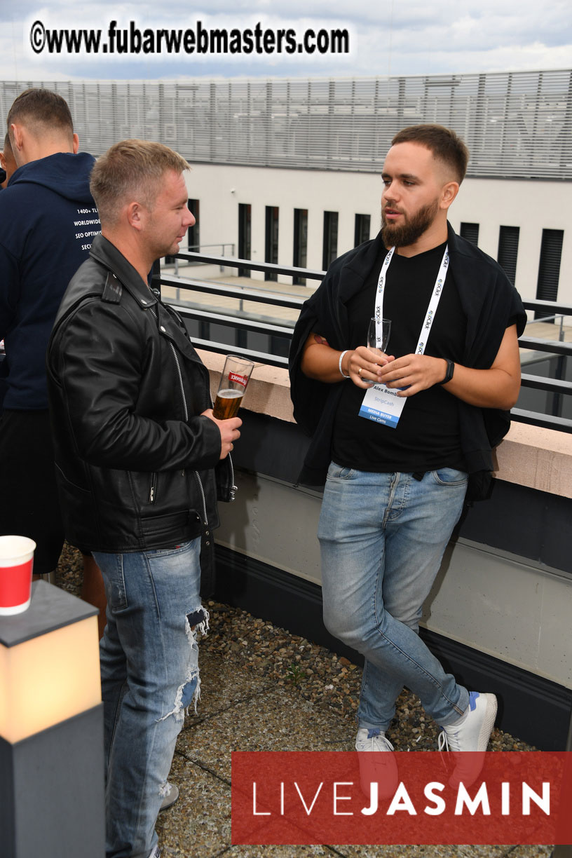 MojoCload Early Bird Happy Hour