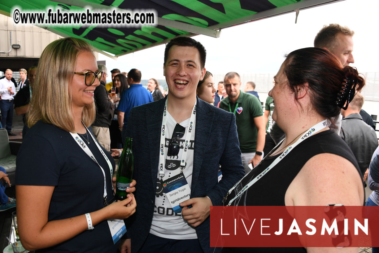 MojoCload Early Bird Happy Hour