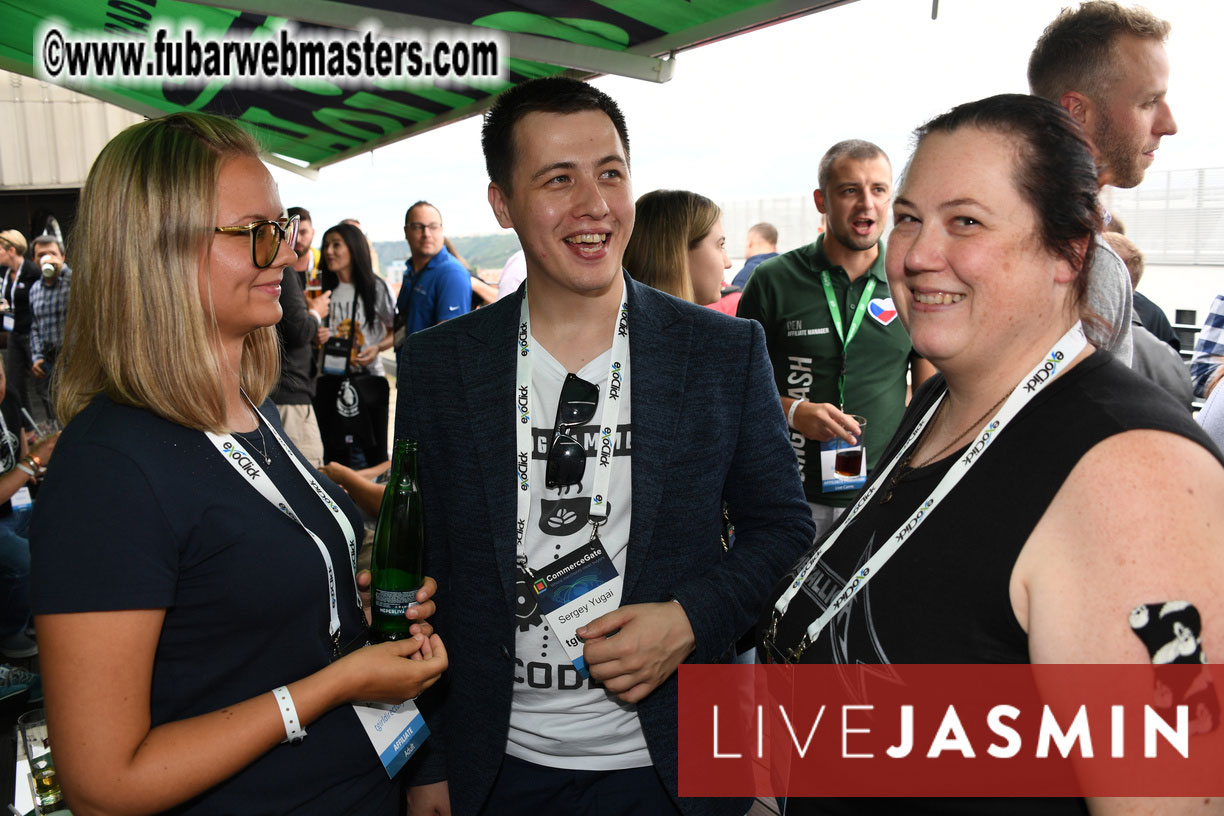 MojoCload Early Bird Happy Hour