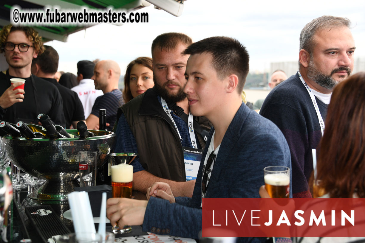 MojoCload Early Bird Happy Hour