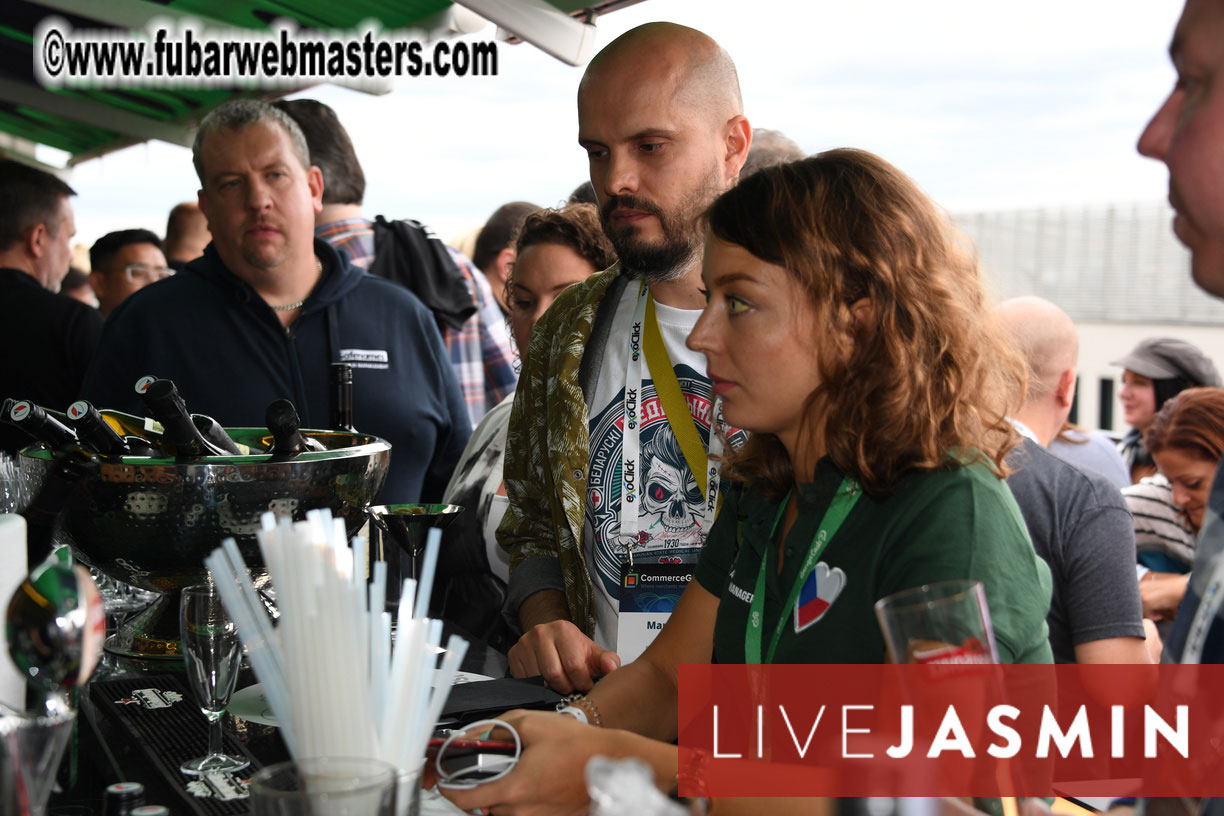 MojoCload Early Bird Happy Hour