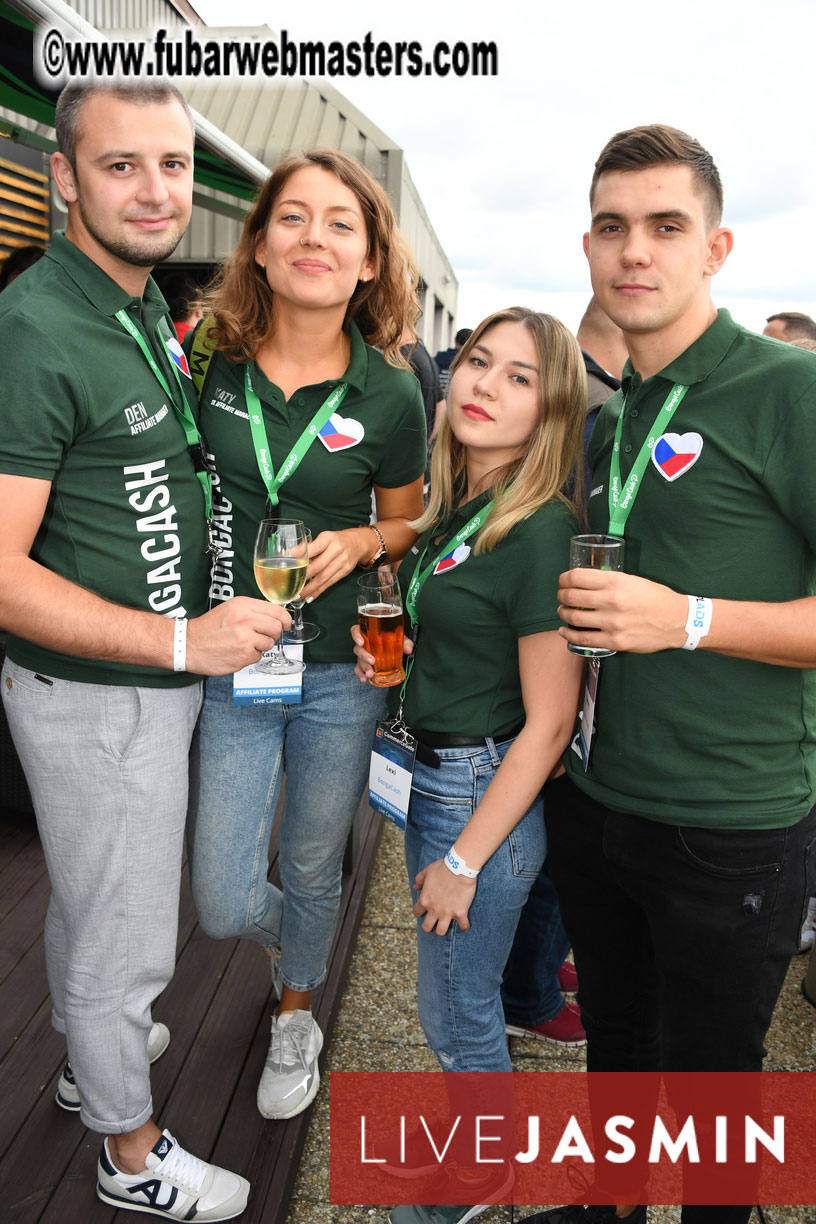 MojoCload Early Bird Happy Hour