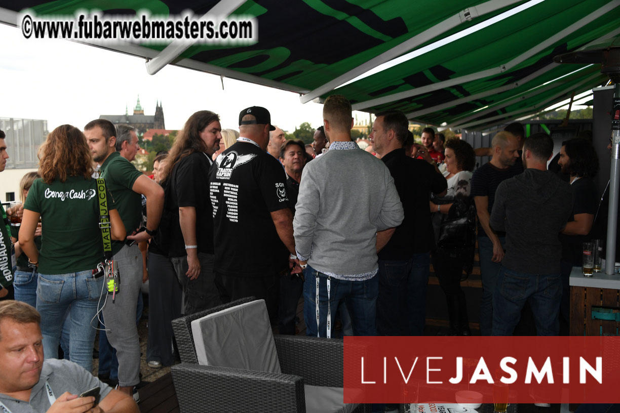 MojoCload Early Bird Happy Hour