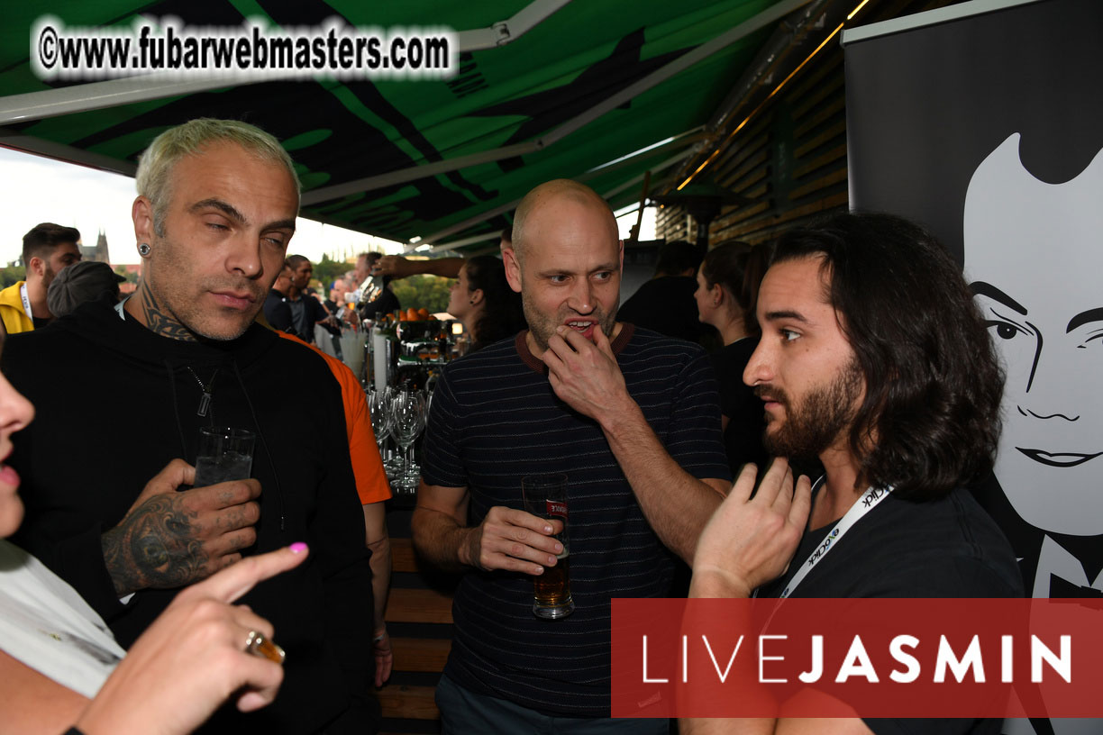 MojoCload Early Bird Happy Hour