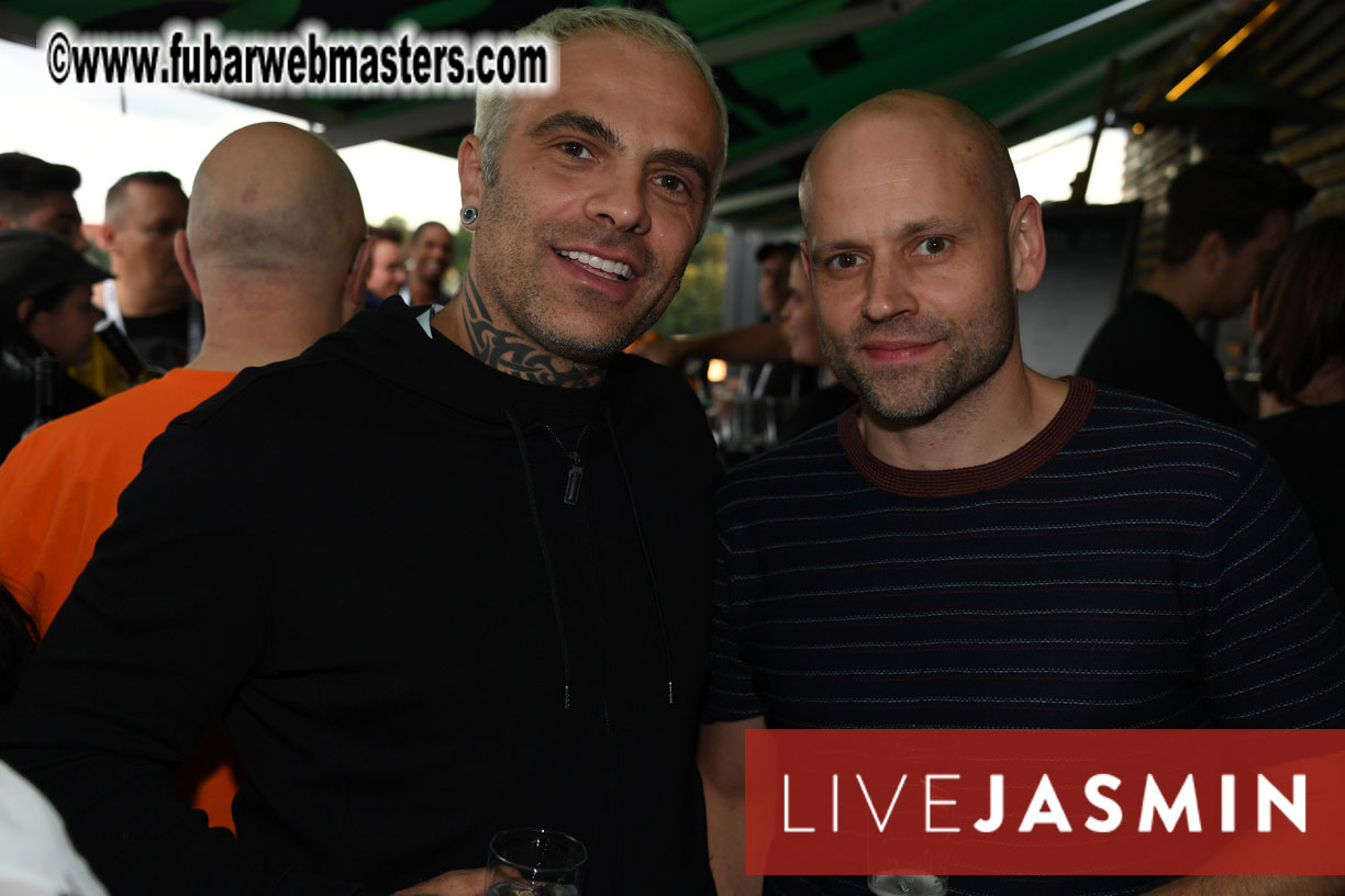 MojoCload Early Bird Happy Hour