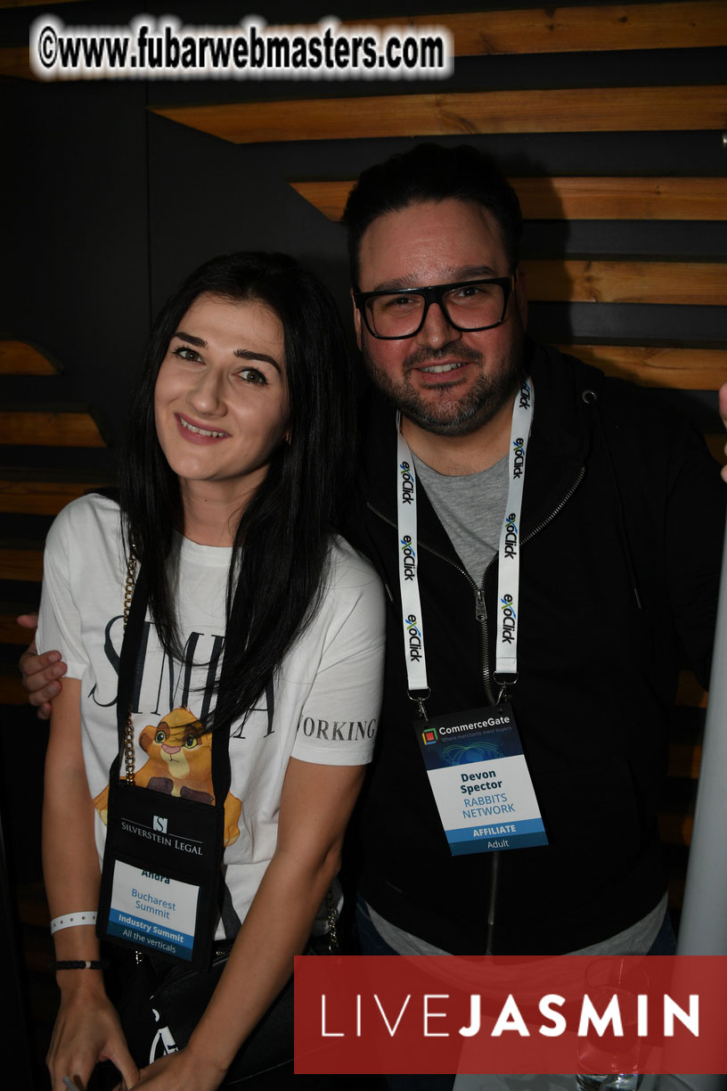 MojoCload Early Bird Happy Hour