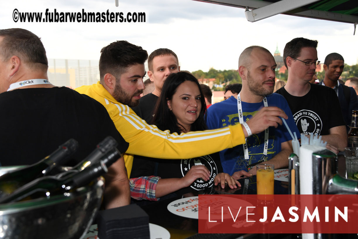 MojoCload Early Bird Happy Hour