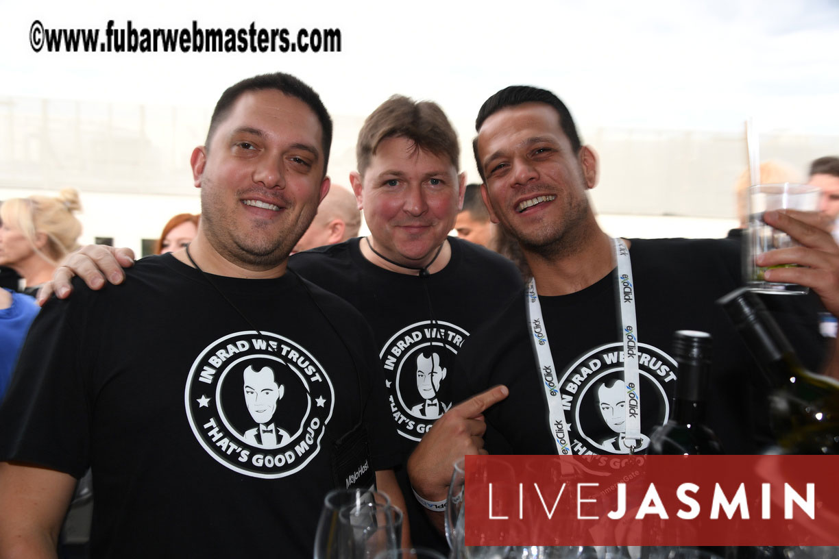 MojoCload Early Bird Happy Hour