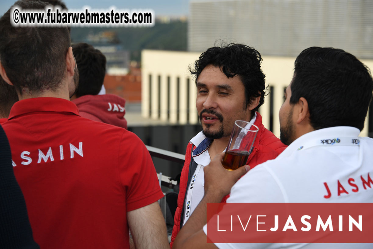 MojoCload Early Bird Happy Hour