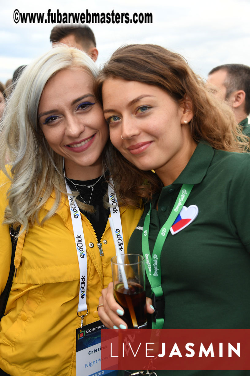 MojoCload Early Bird Happy Hour