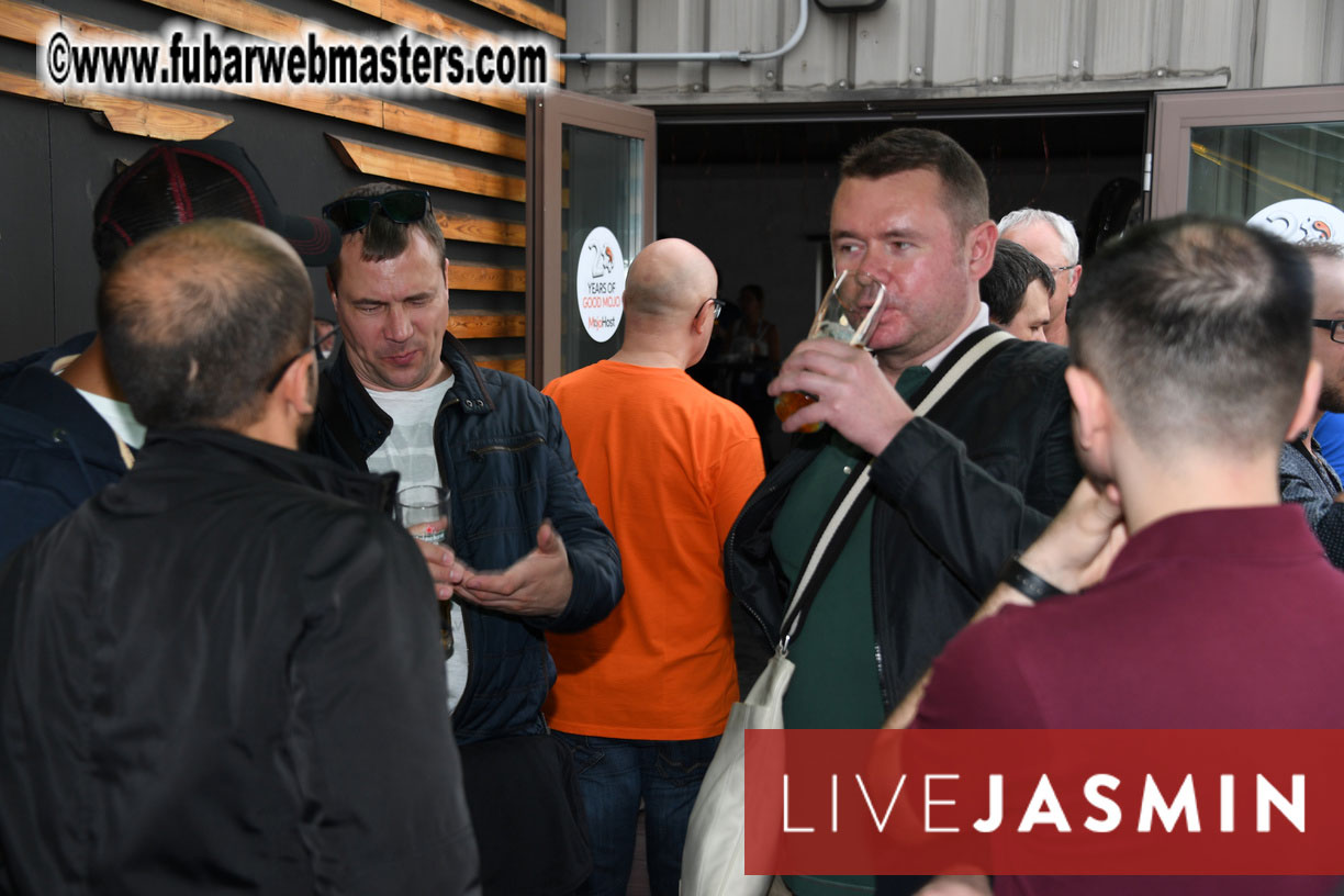 MojoCload Early Bird Happy Hour