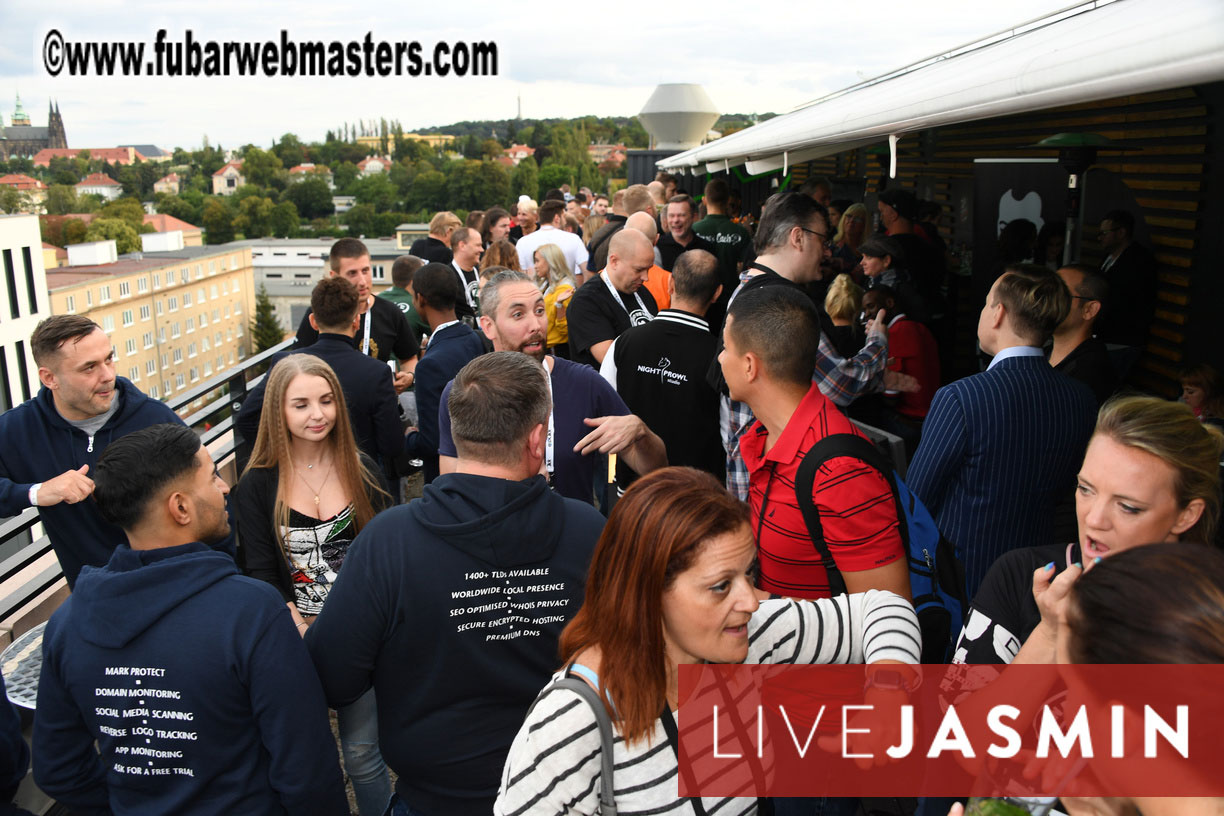 MojoCload Early Bird Happy Hour