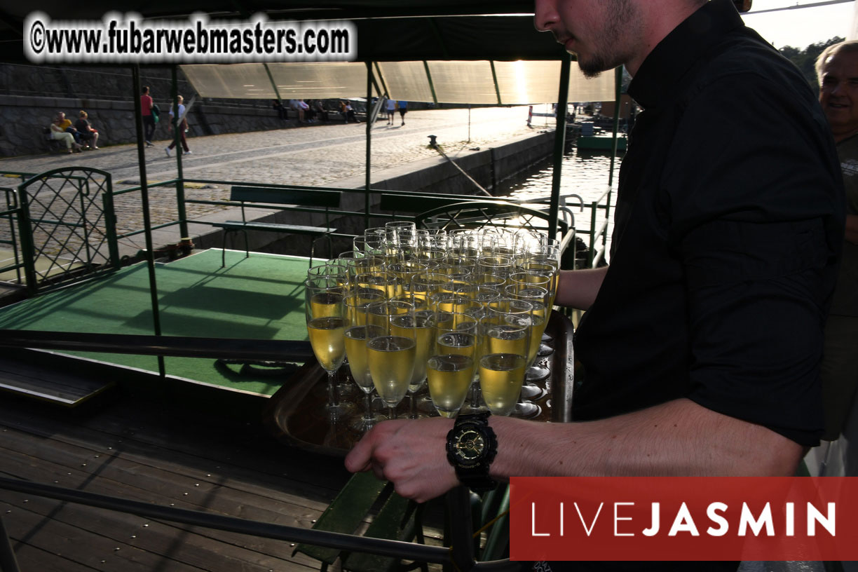 NewMediaServices - Flirt4Free River Cruise