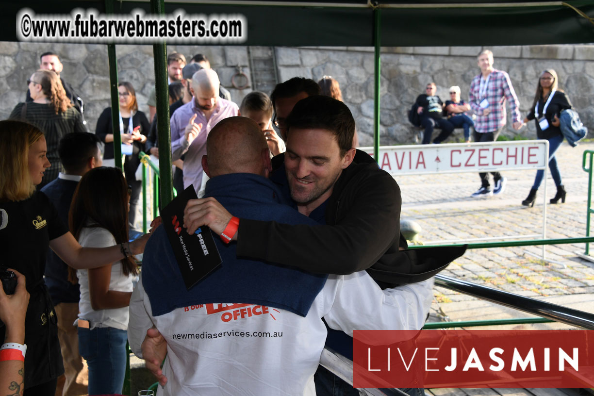 NewMediaServices - Flirt4Free River Cruise