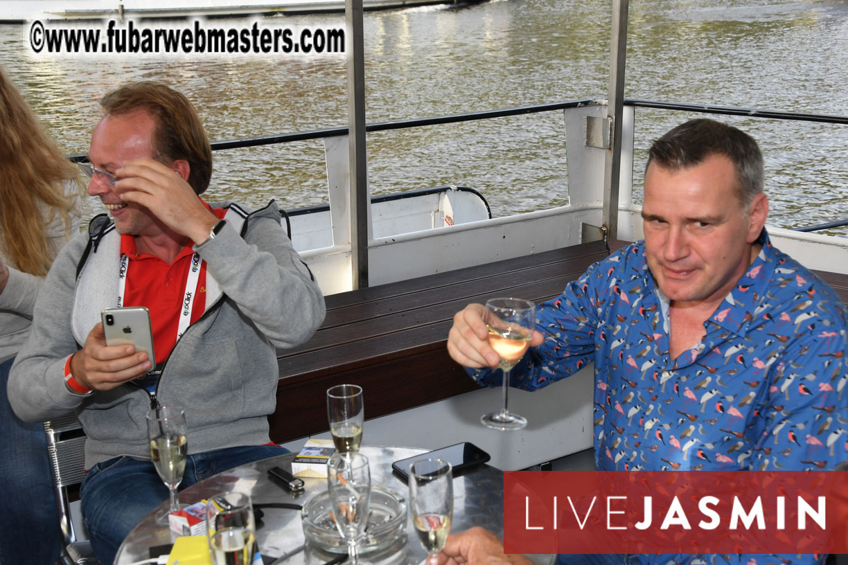 NewMediaServices - Flirt4Free River Cruise