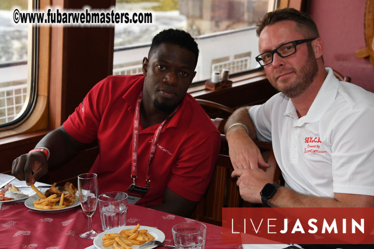 NewMediaServices - Flirt4Free River Cruise