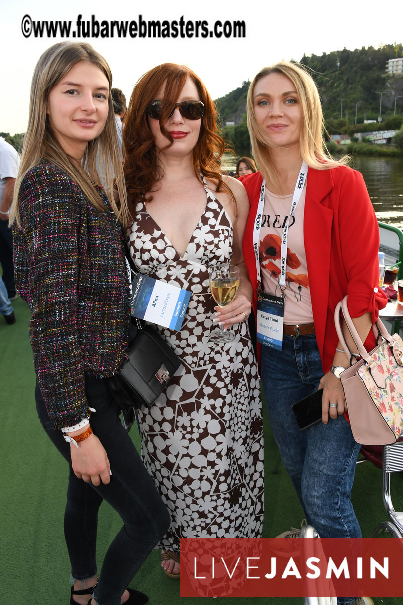 NewMediaServices - Flirt4Free River Cruise